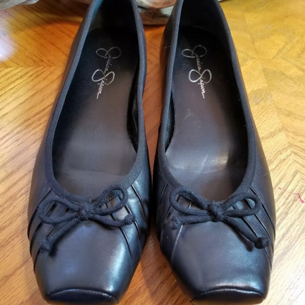 JESSICA SIMPSON Black Soft Leather Ballerina Flats